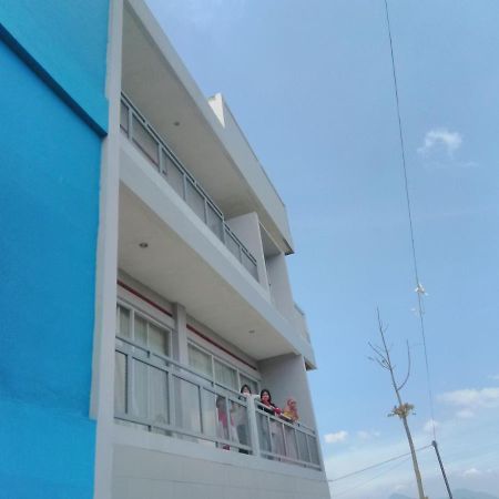 Syariah Runia Villa เล็มบัง ภายนอก รูปภาพ