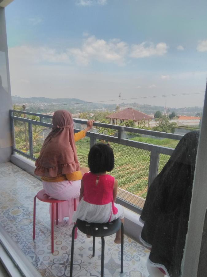 Syariah Runia Villa เล็มบัง ภายนอก รูปภาพ