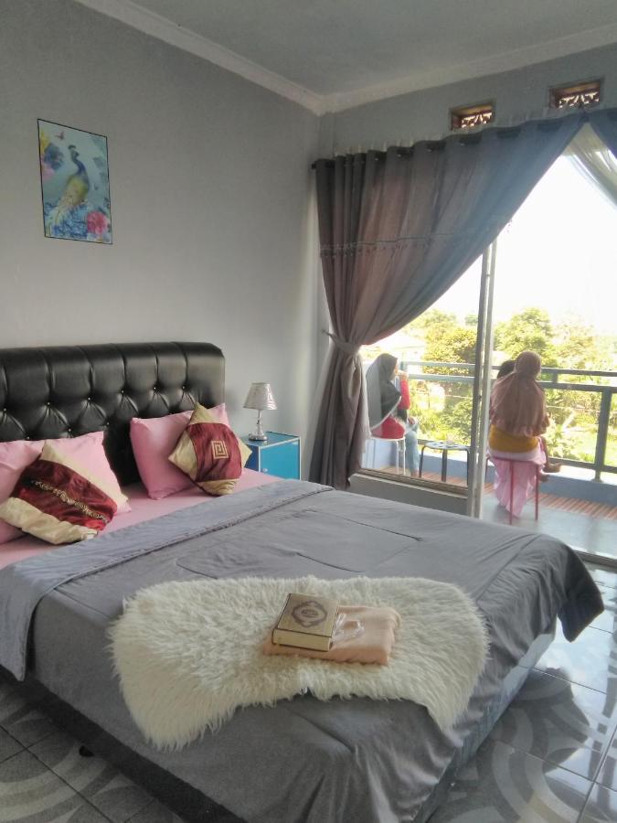 Syariah Runia Villa เล็มบัง ภายนอก รูปภาพ