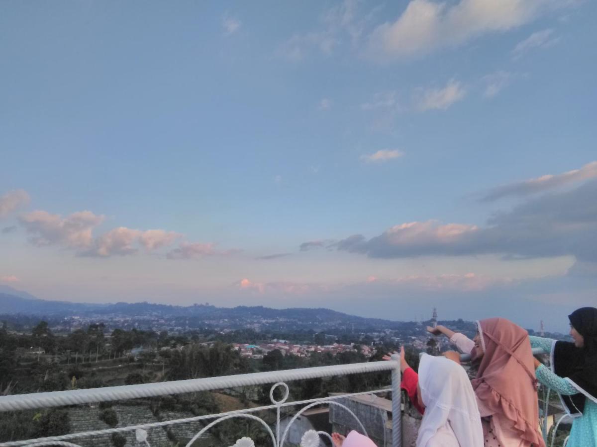 Syariah Runia Villa เล็มบัง ภายนอก รูปภาพ